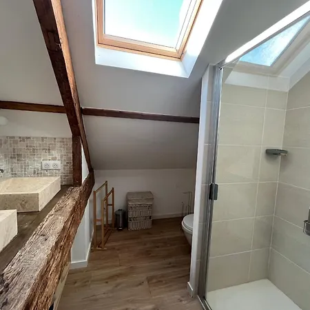 Duplex T3 Rénové Avec Balcon, Près De La - Fr-1-374-239 *