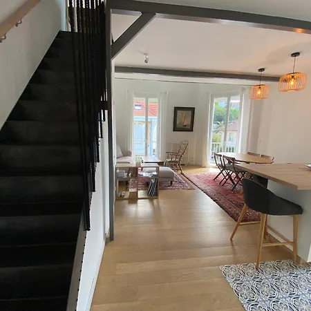 Appartamento Duplex T3 Rénové Avec Balcon, Près De La - Fr-1-374-239 Arcachon